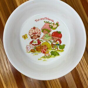 Vintage Strawberry Shortcake Bowl SiLite 6" Childrens Fun & Friends Plastic 1982